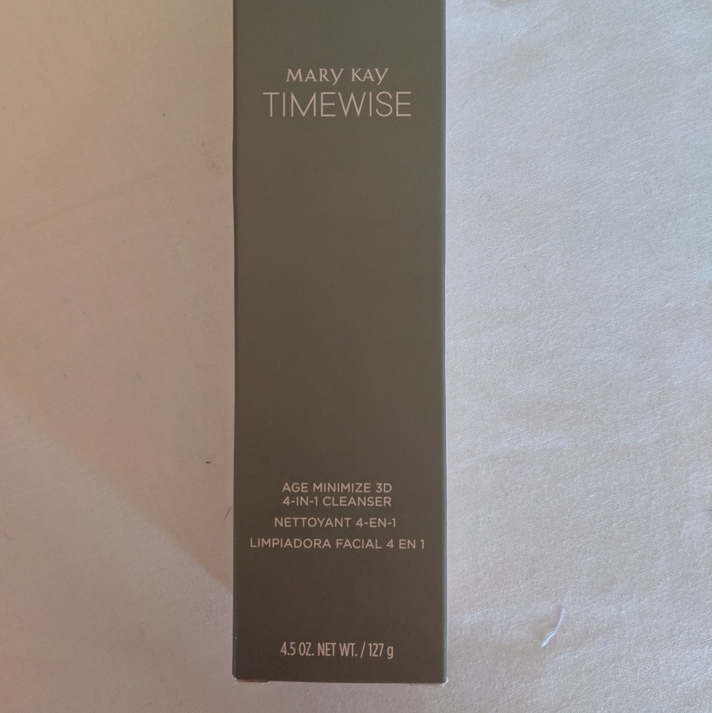 Mary Kay 4-1 Cleanser